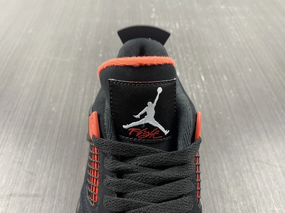 4 Thunder Jordan Air CT8527-016 Red 0404